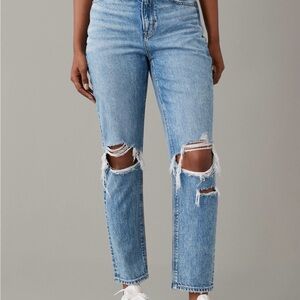 American Eagle Distressed Mom Jeans - Size 8
